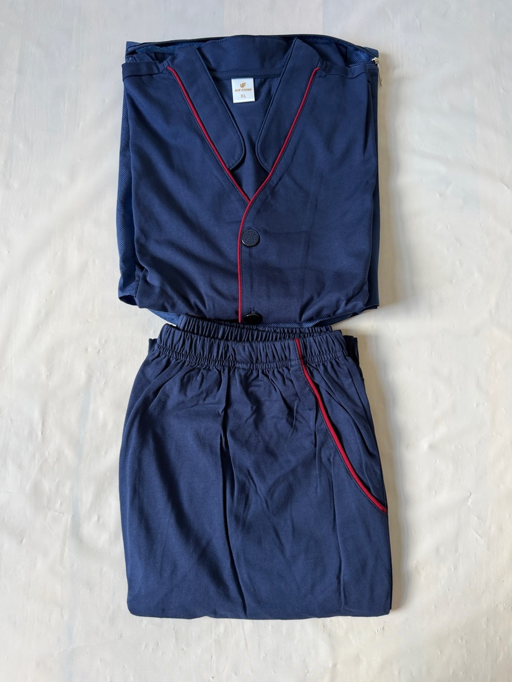 pajamas set navy blue red piping Airlines First class size XL new unisex